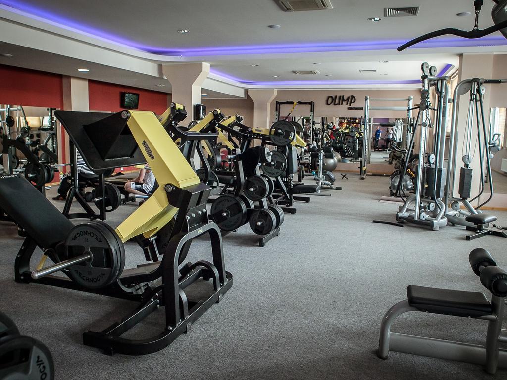 Hotel Olimp Business & Spa 베예로보 외부 사진